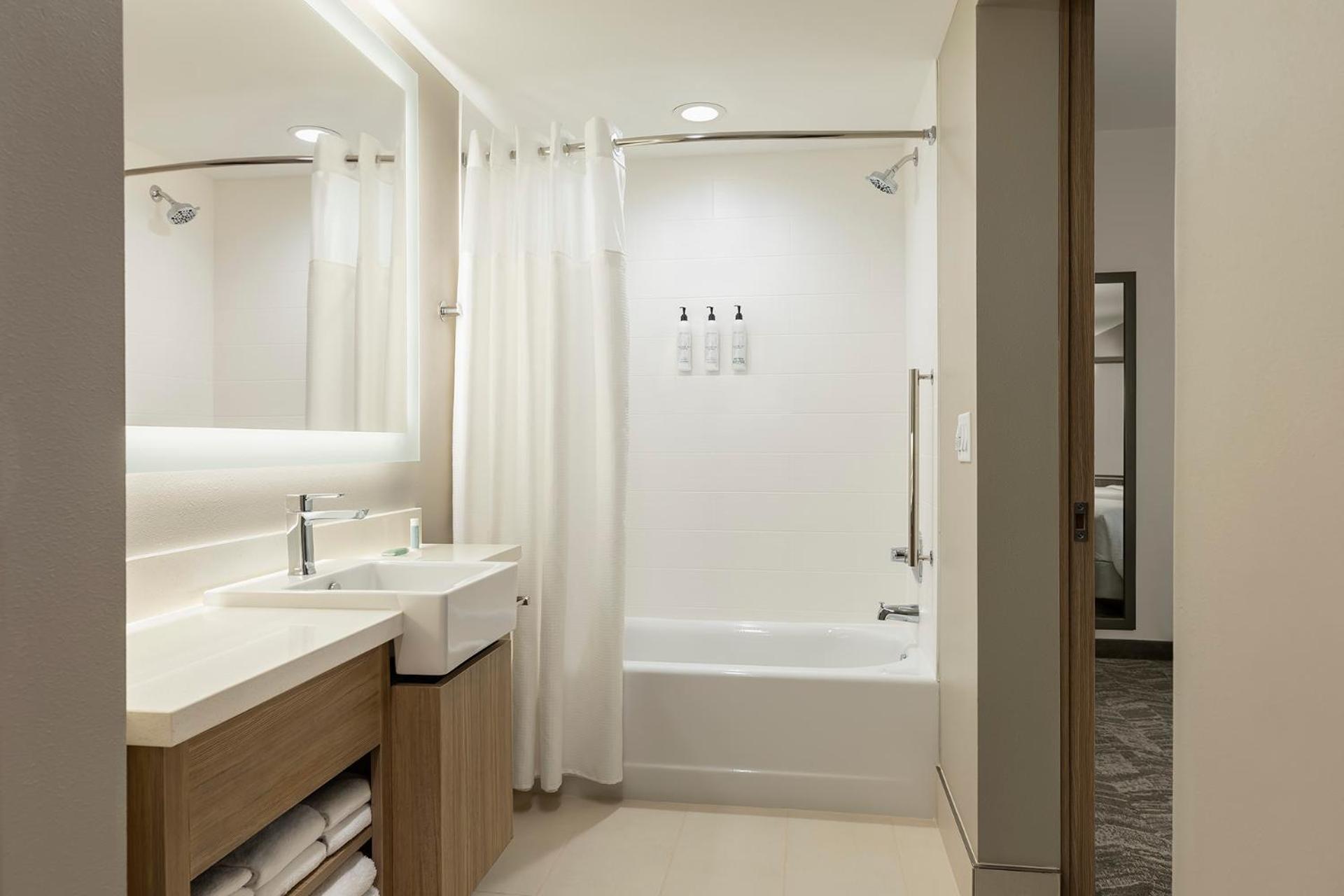Springhill Suites By Marriott Φάργκο Δωμάτιο φωτογραφία